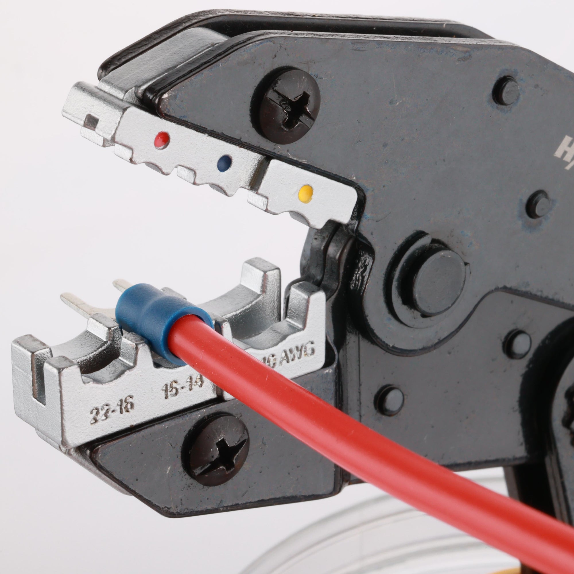 How to Crimp Wires: A Step-by-Step Guide for Professionals & DIYers